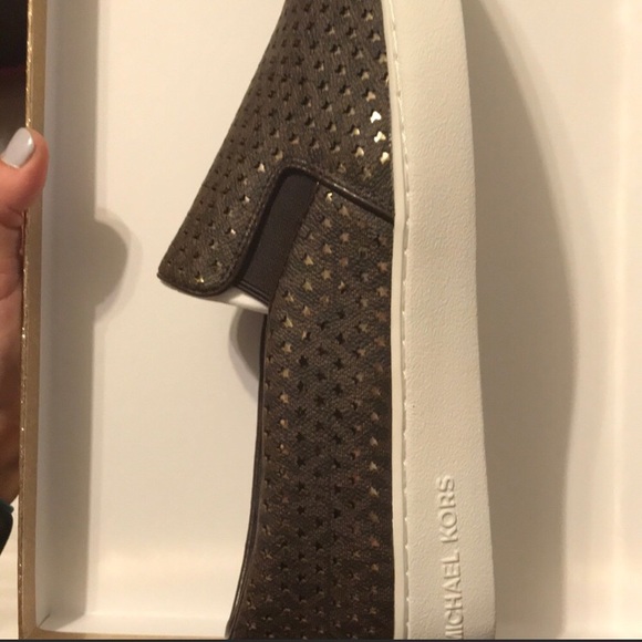 NIB Michael Kors Keaton Slip on - Picture 6 of 6